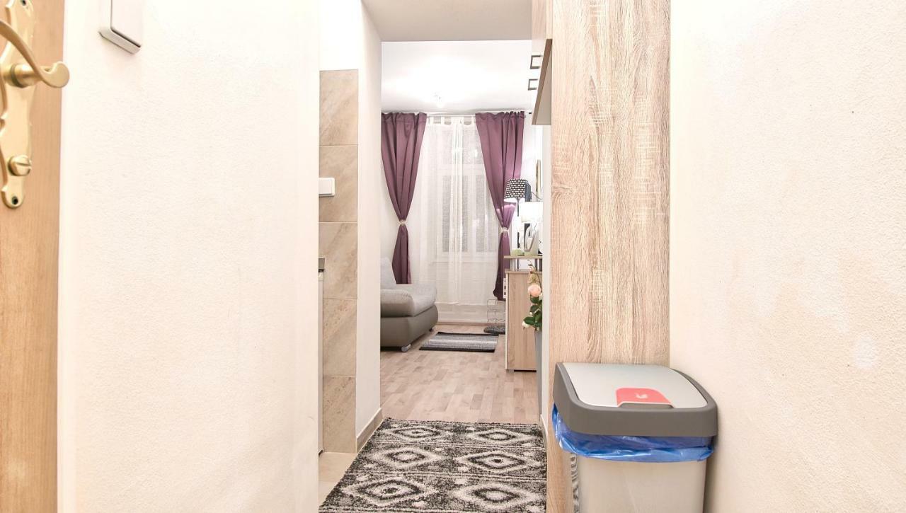 Spongebob Apartment فيينا المظهر الخارجي الصورة