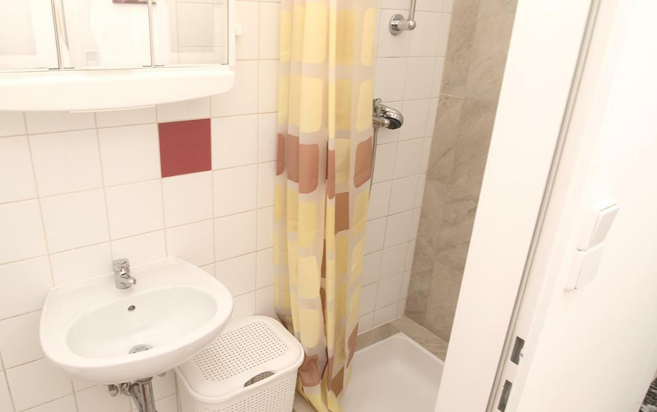 Spongebob Apartment فيينا المظهر الخارجي الصورة
